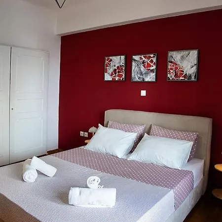 Apartament Near Hilton Atena